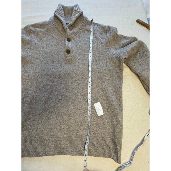 J. Crew Sweater Lambswool Beige Shawl Collar Two Button Pullover Mens Size M - Picture 6 of 9